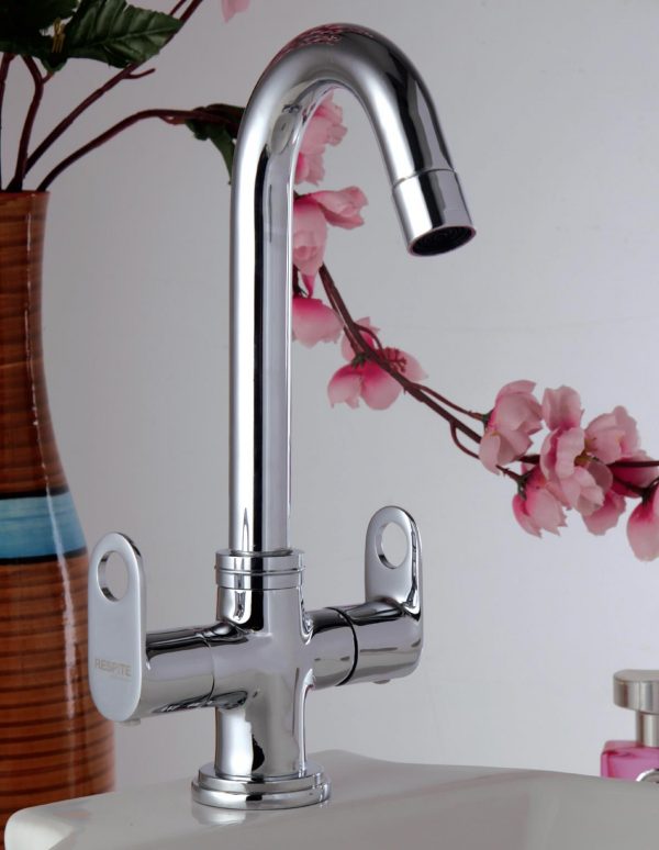 Centre Hole Basin Mixer with Swivel Spout without Pop-up waste