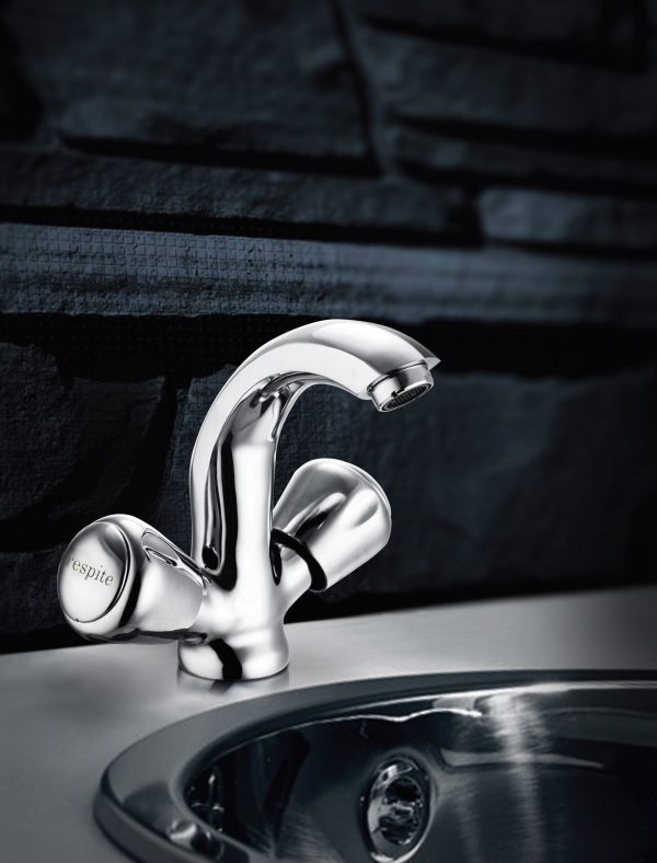 Centre Hole Basin Mixer